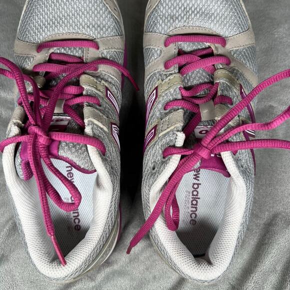 New Balance Womens 690 Gray Pink Sneakers Size 8 - Picture 8 of 10
